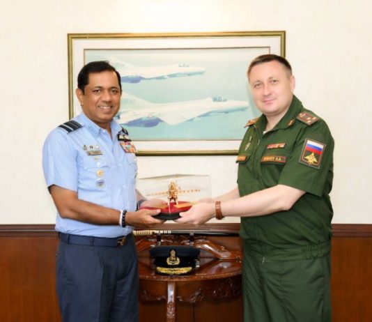 DEFENCE ATTACHÉ AT THE EMBASSY OF RUSSIA IN SRI LANKA CALLS ON THE COMMANDER